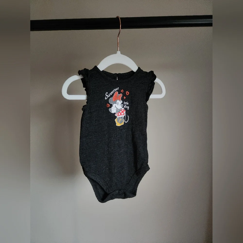 6-9M‎ Disney Baby MINNIE MOUSE onesie